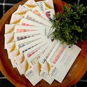 ⭐️ MYSTERY BUNDLE ⭐️ 10 mystery sets of Color Street Nail Polish!